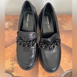 Madden Girl Hoxtonn Loafers size 9